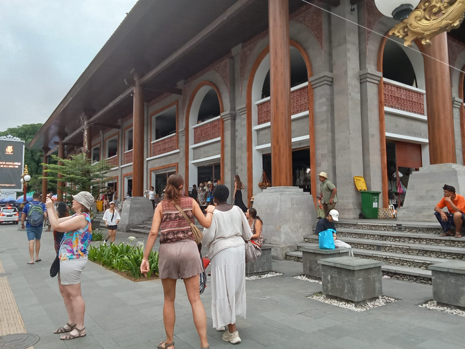 Copy of WhatsApp Image 2024-10-30 at 18.12.08.jpeg (217 KB)