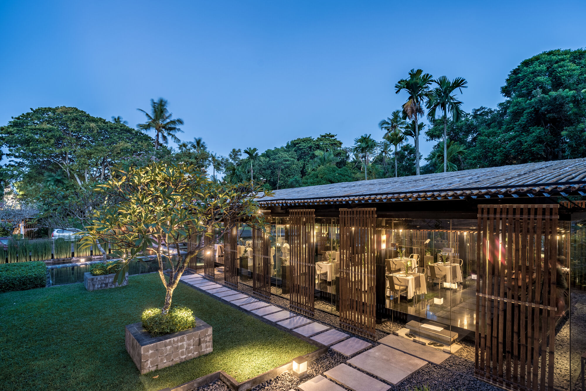 sche (3).jpg (740 KB)